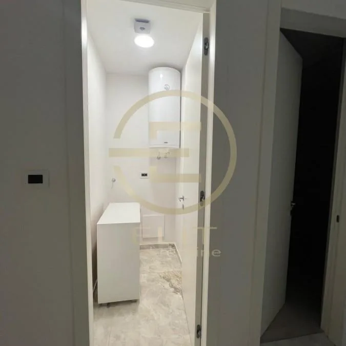 Lokal Izdavanje Novi Sad  112 m2