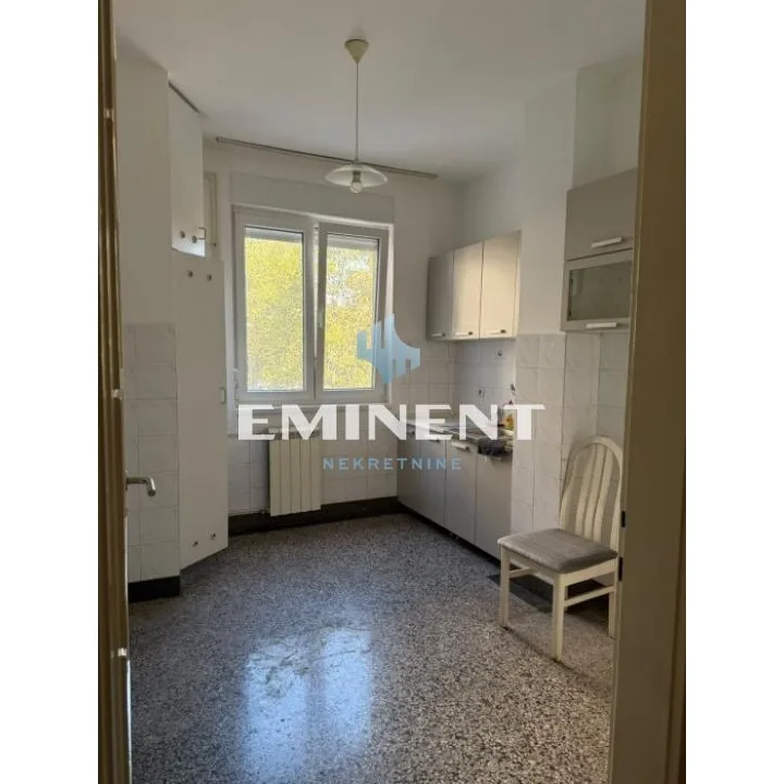 Stan Izdavanje Beograd Pravni Fakultet - Vračar 80 m2