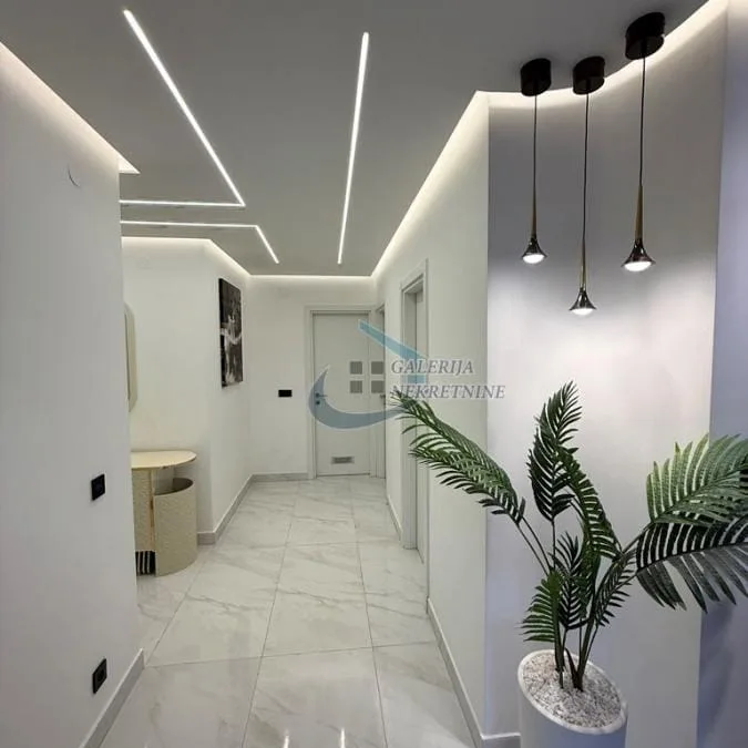 Stan Prodaja Beograd Đeram 70 m2