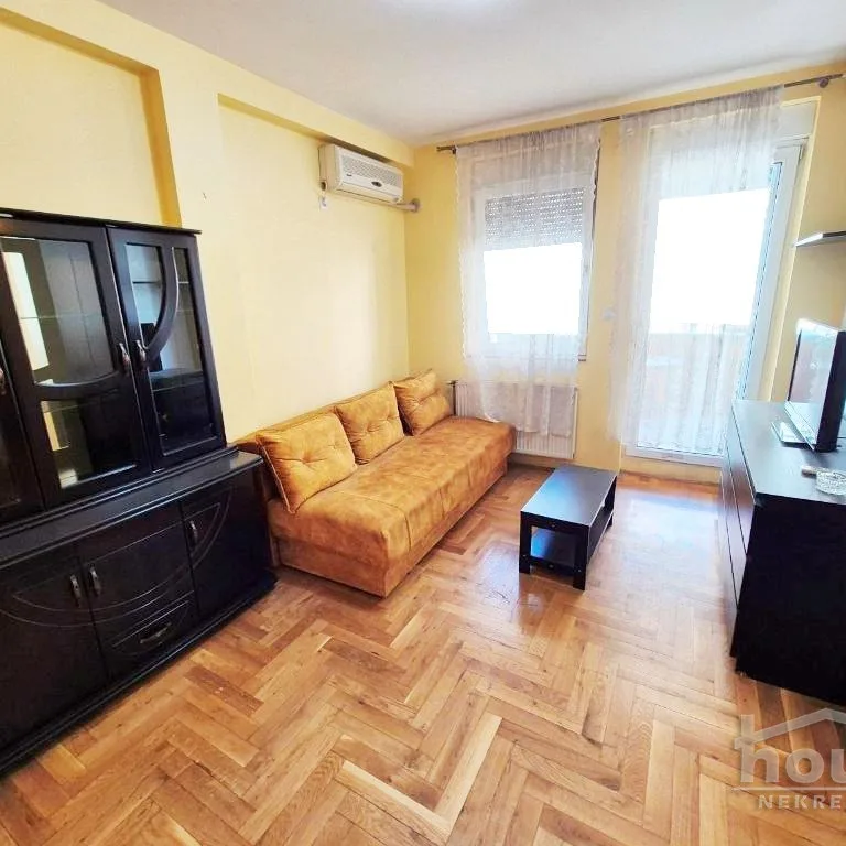 Stan Prodaja Novi Sad  49 m2
