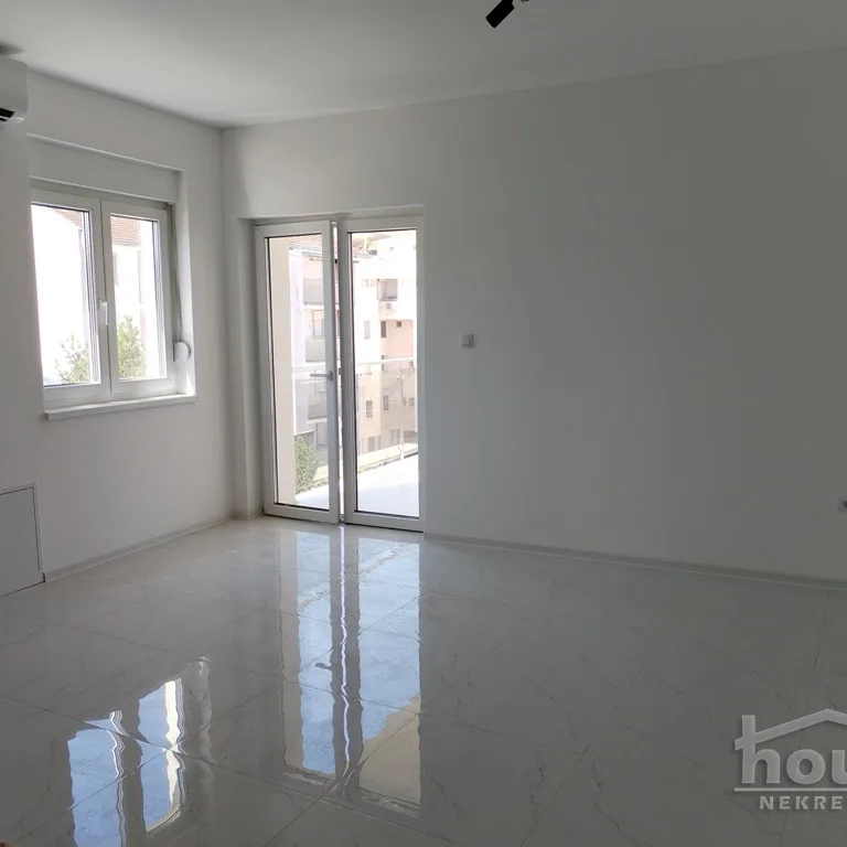 Lokal za izdavanje, Centar, Novi Sad, 550m², 5.000 €/mes