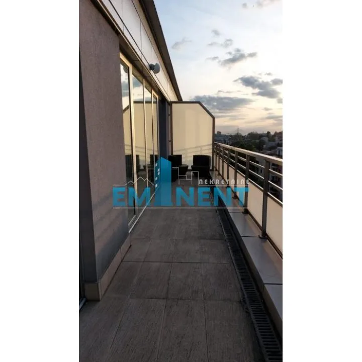 Trosoban stan za izdavanje, Južni Bulevar, Beograd, 73m², 1.400 €/mes