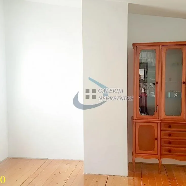 Trosoban stan na prodaju, Atelje 212, Beograd, 88m², 349.000 €