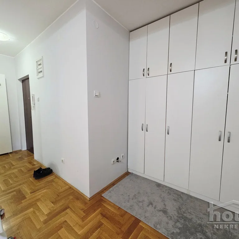 Jednoiposoban stan na prodaju, Grbavica, Novi Sad, 44m², Prizemlje, 150.000 €