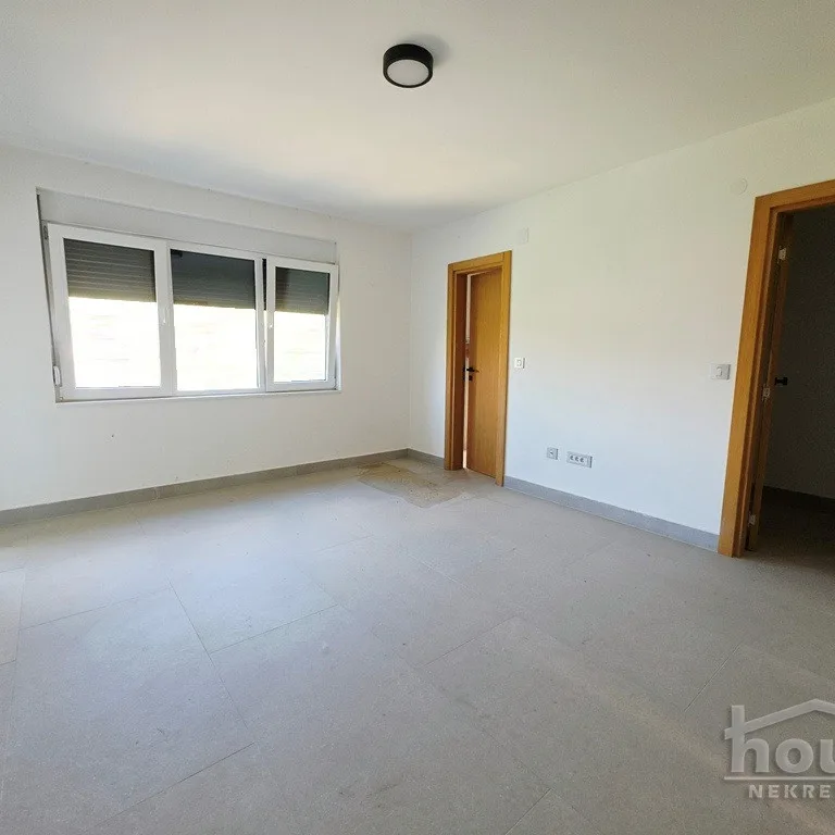 Stan Prodaja Novi Sad  81 m2