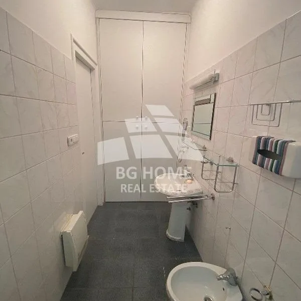Dvosoban stan za izdavanje, Beograd Centar, Beograd, 52m², Prizemlje, 650 €/mes