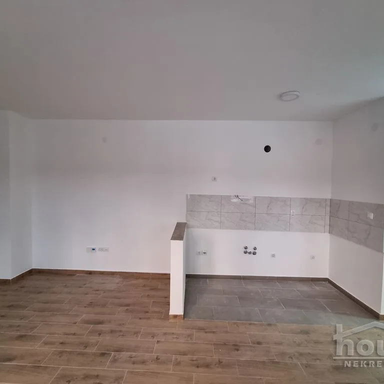 Stan Prodaja Novi Sad  57 m2