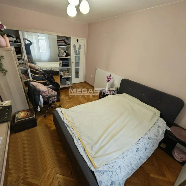 Kuća Prodaja Pančevo  240 m2