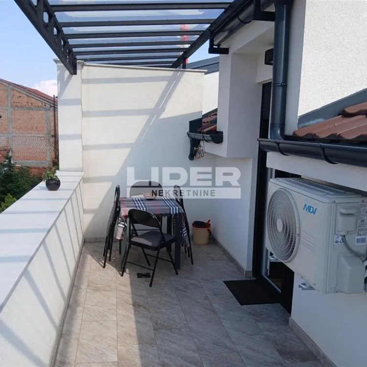 Višesoban stan na prodaju, Učiteljsko Naselje, Beograd, 150m², 430.000 €
